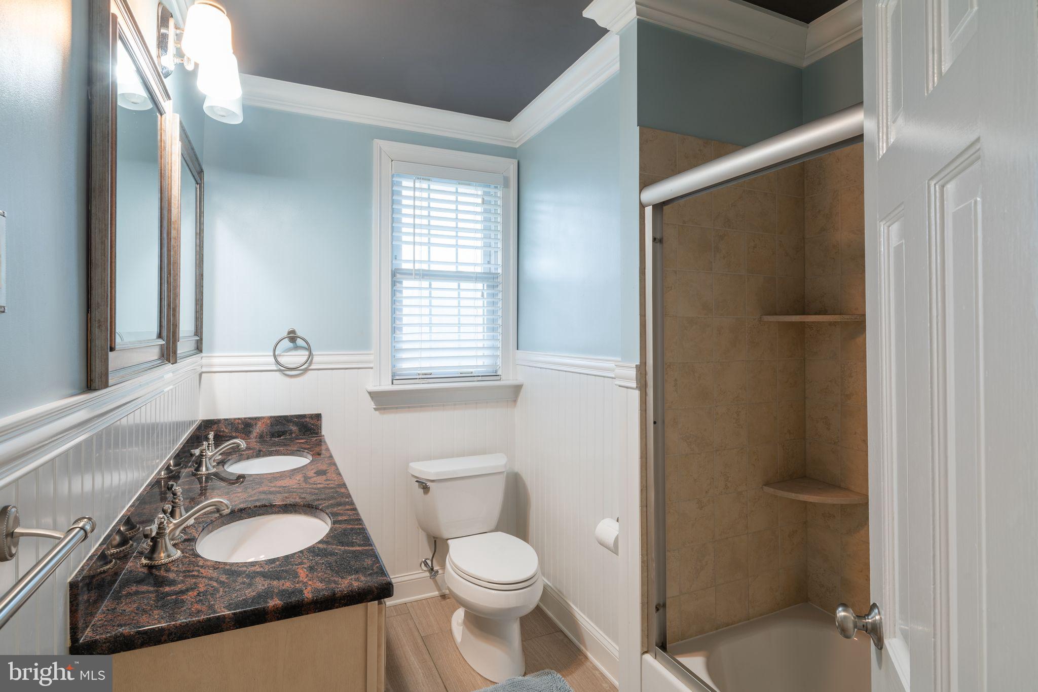 499 Irish Road Berwyn, PA 19312 - Photo 14 of 29 Full Hall Bath (Main Level)