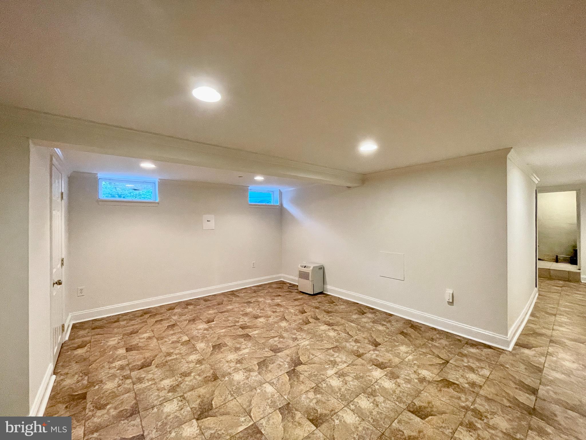 499 Irish Road Berwyn, PA 19312 - Photo 17 of 29 Den (Lower Level)