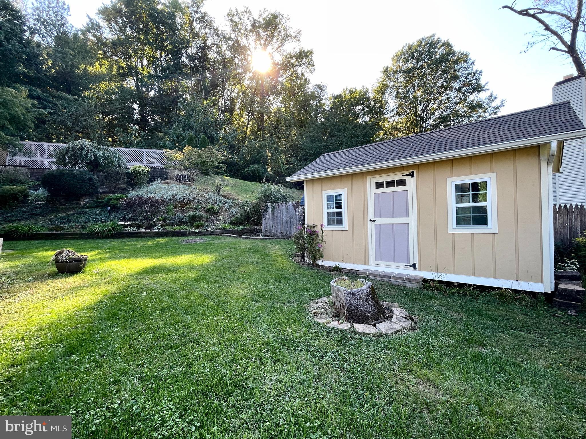499 Irish Road Berwyn, PA 19312 - Photo 23 of 29 Side Yard w/Shed