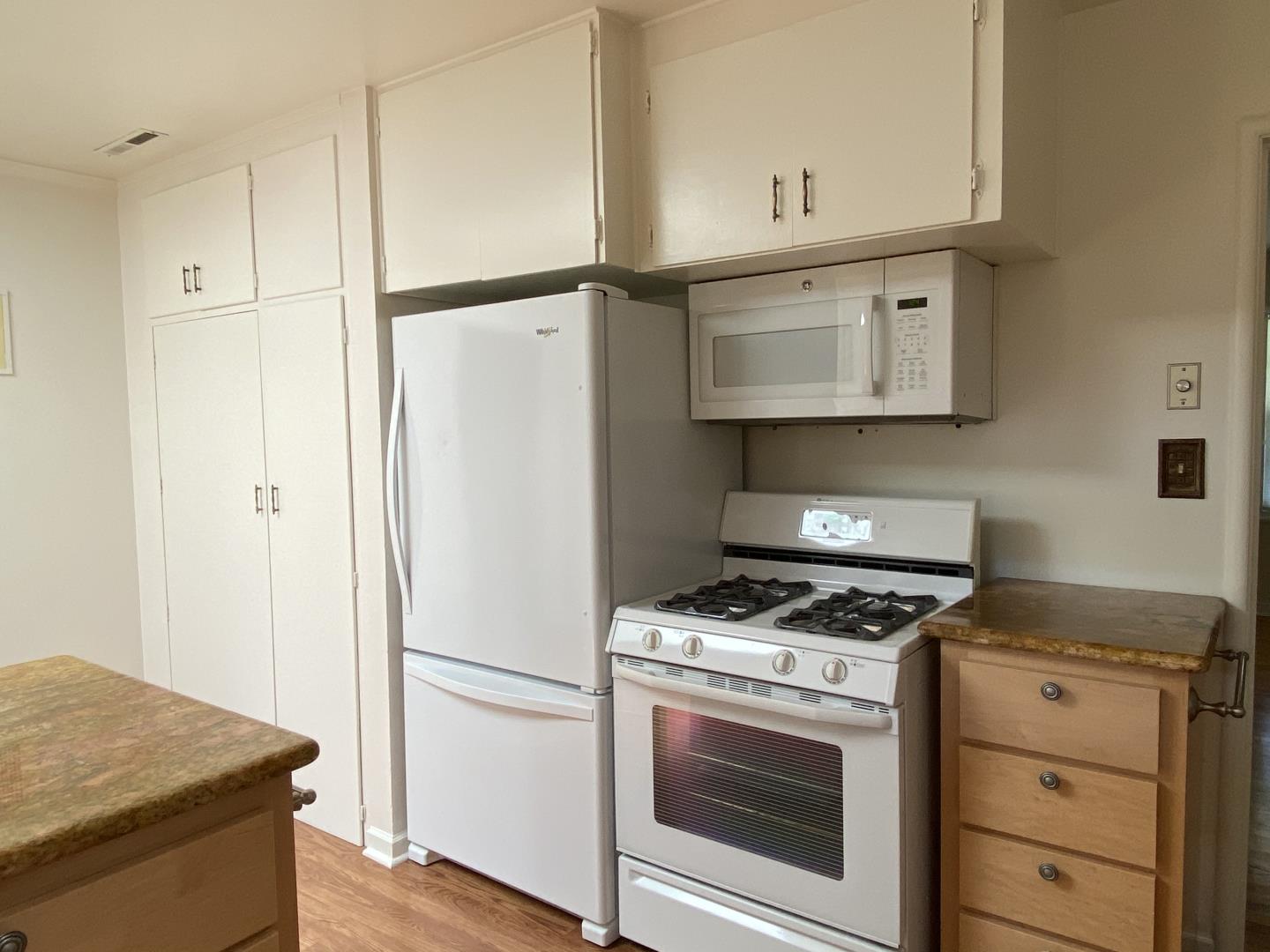 120 Soledad Drive Monterey, CA 93940 - Photo 9 of 32