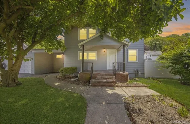 $3,000 | 119 East Village Road, Tuxedo Park, NY 10987