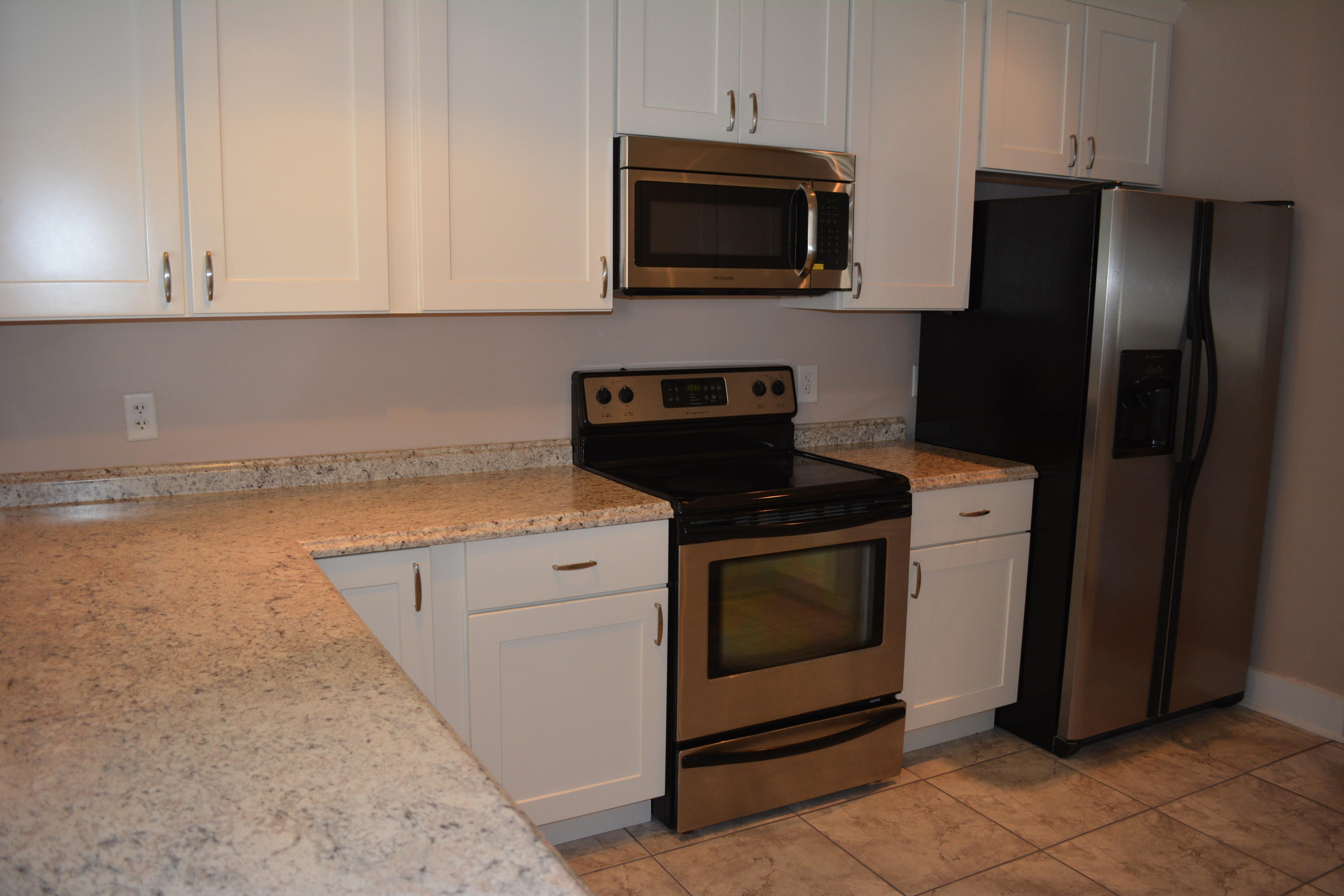23 Wedgepark Road Charleston, SC 29407 - Photo 7 of 30 Kitchen