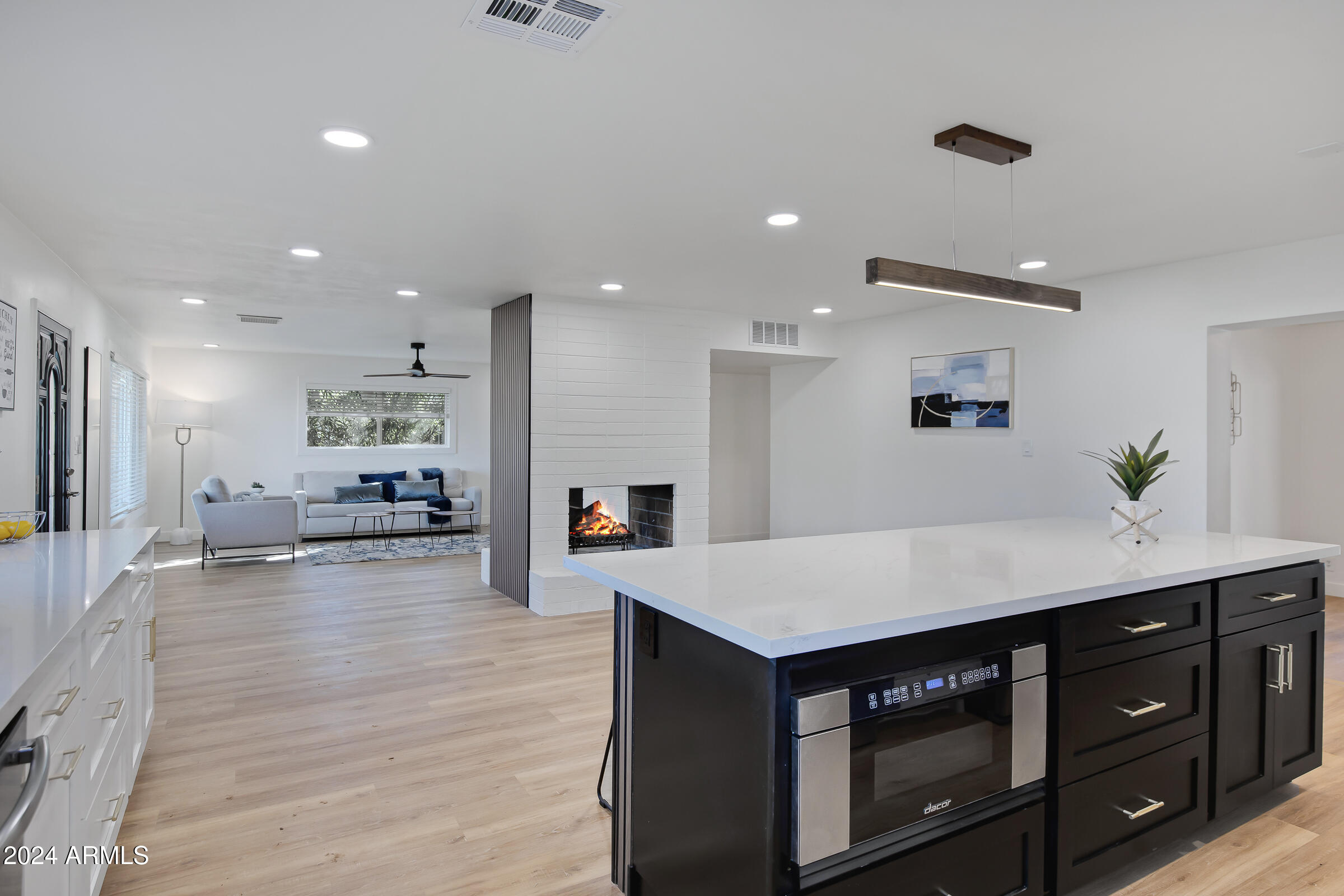 6925 East Almeria Road Scottsdale, AZ 85257 - Photo 1 of 31 6925 E Almeria Rd-14