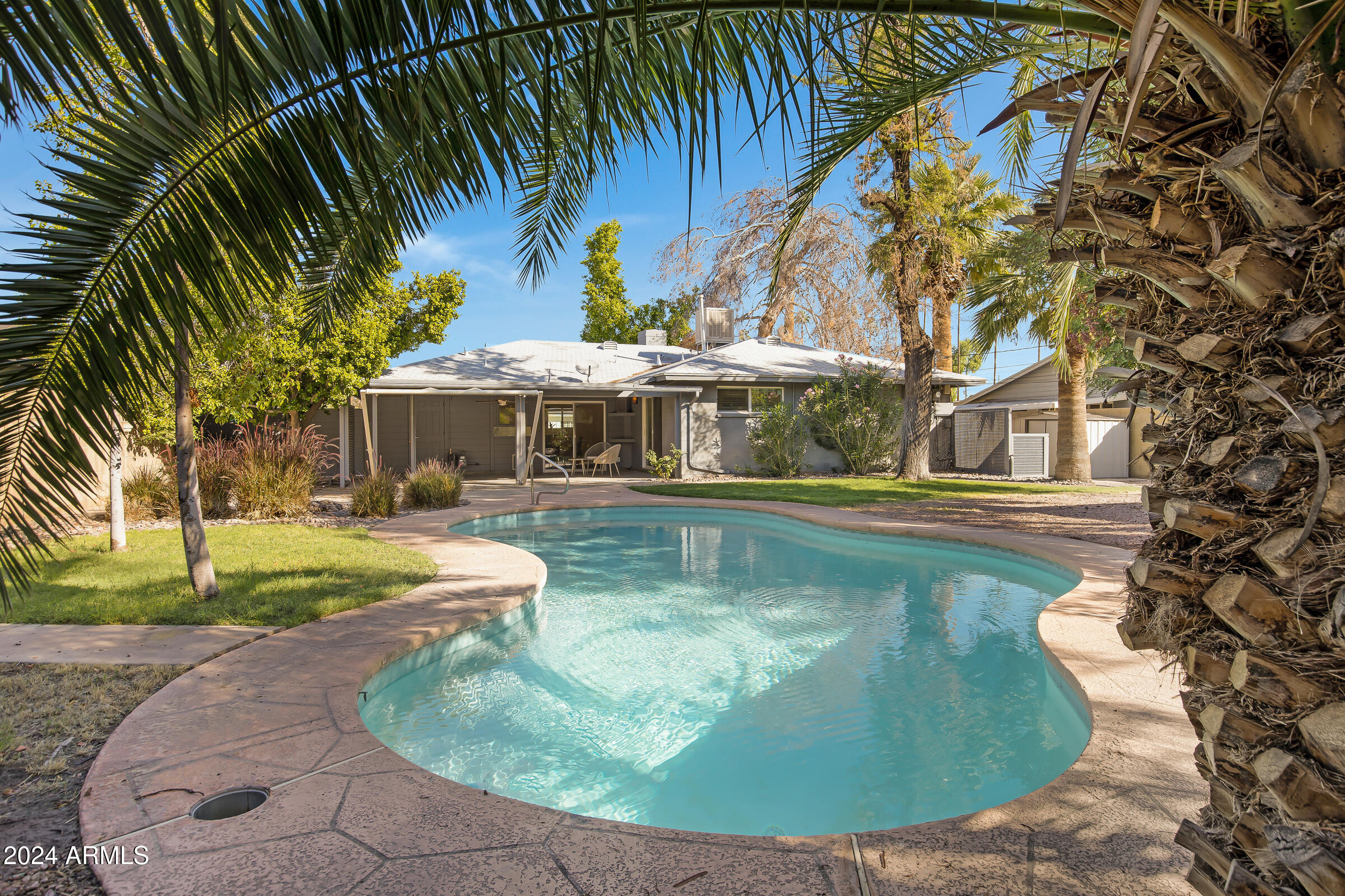 6925 East Almeria Road Scottsdale, AZ 85257 - Photo 6 of 31 6925 E Almeria Rd-28