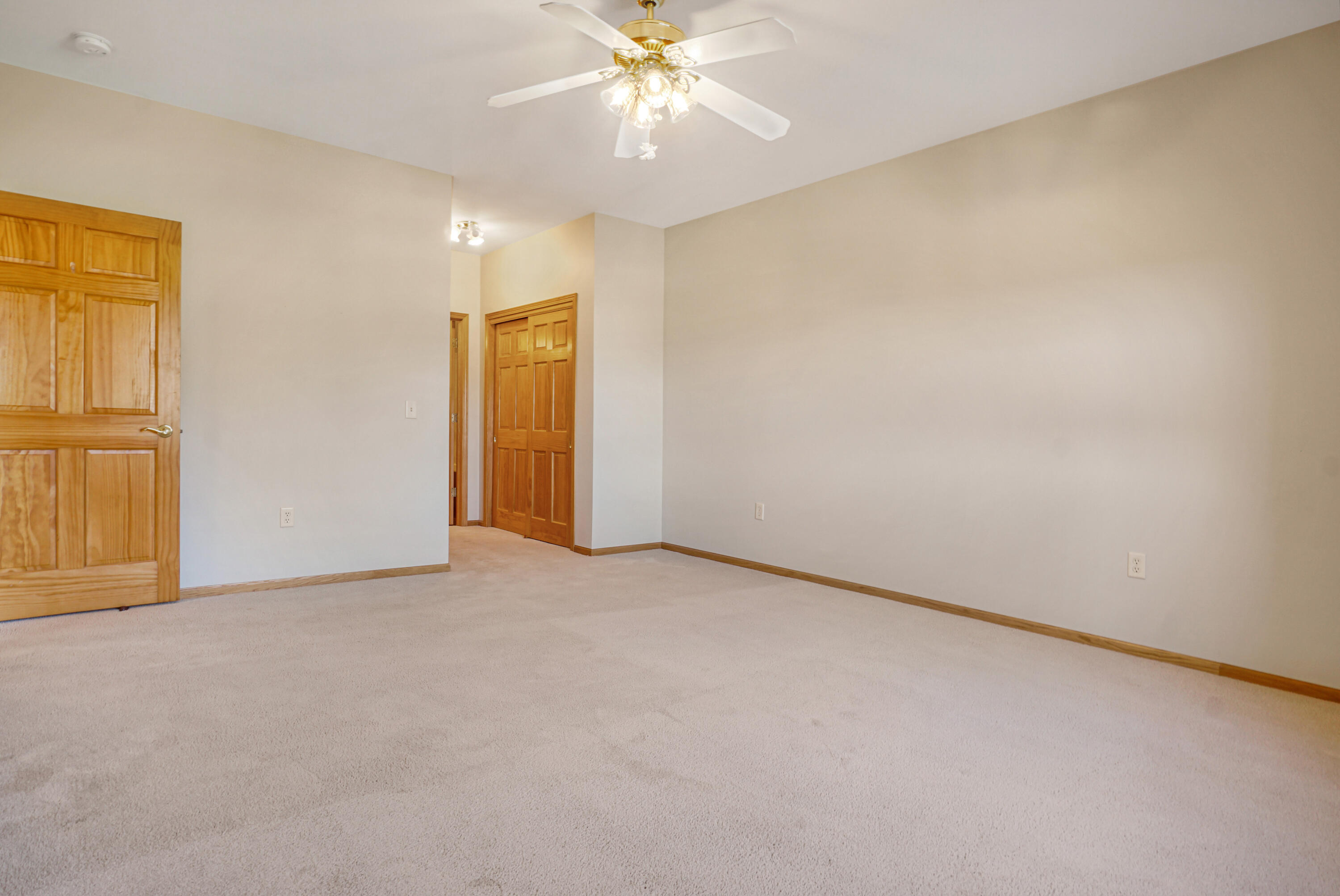 223 5th Street, Unit 211 Hartford, WI 53027 - Photo 15 of 31 Primary Suite