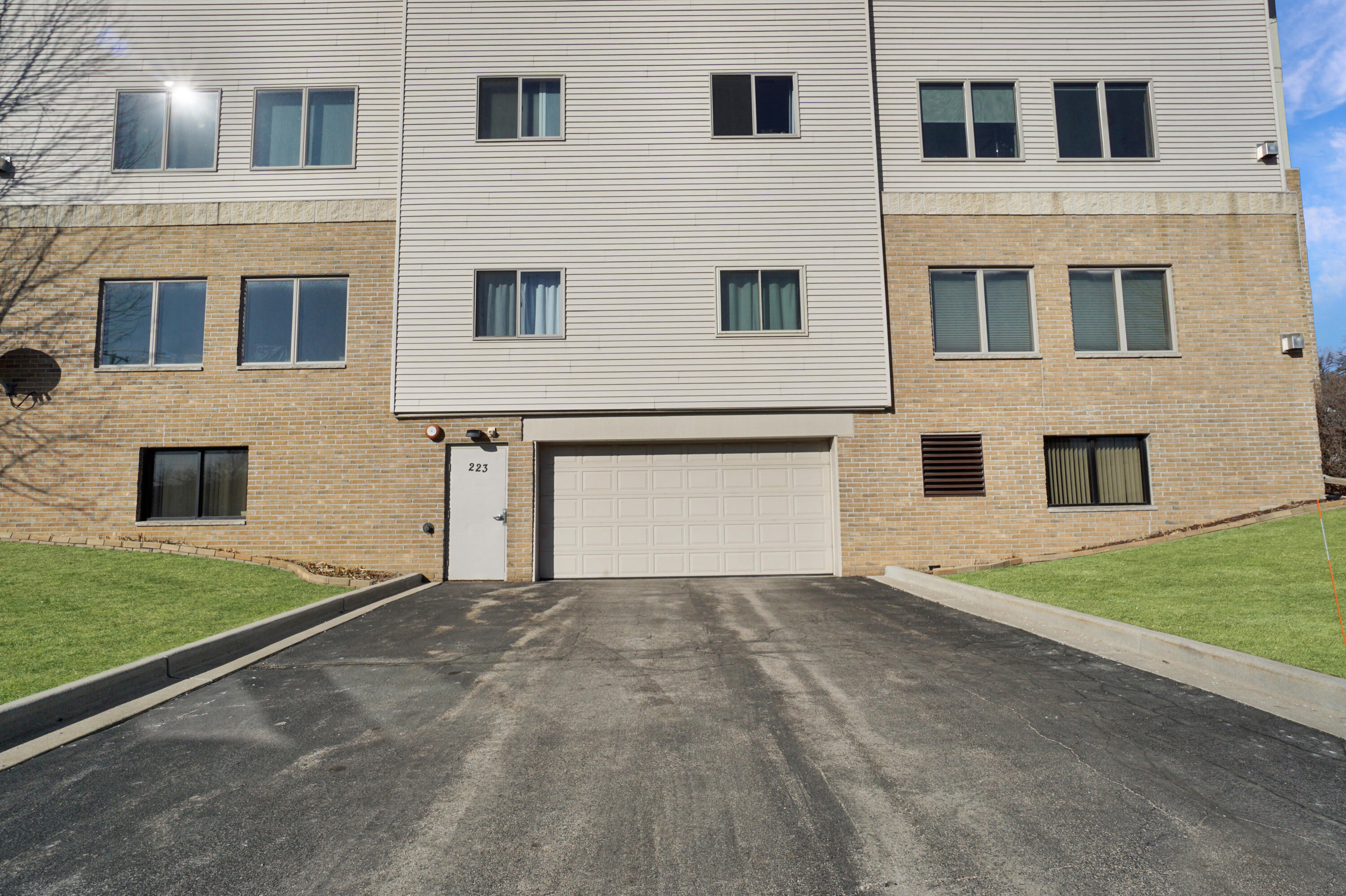 223 5th Street, Unit 211 Hartford, WI 53027 - Photo 29 of 31 Underground Parking