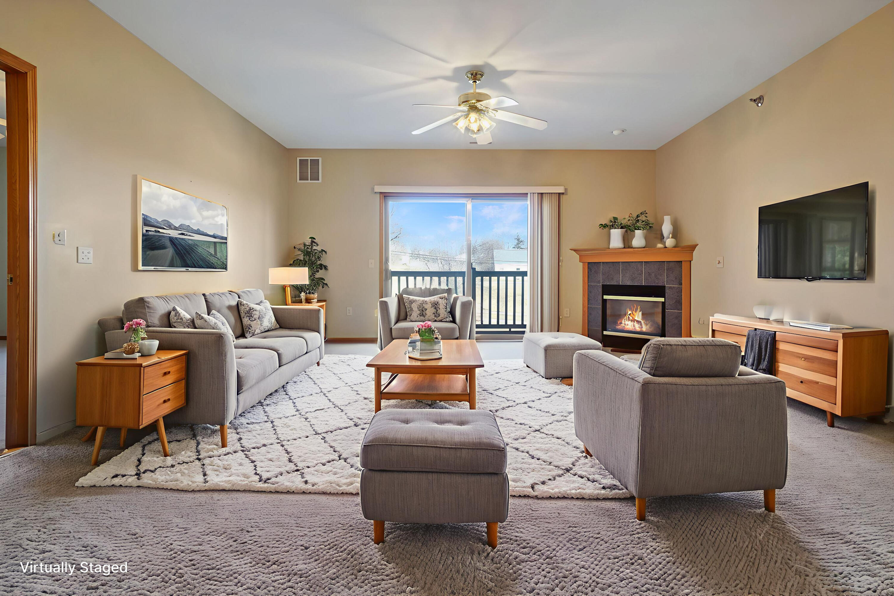 223 5th Street, Unit 211 Hartford, WI 53027 - Photo 2 of 31 Great Room