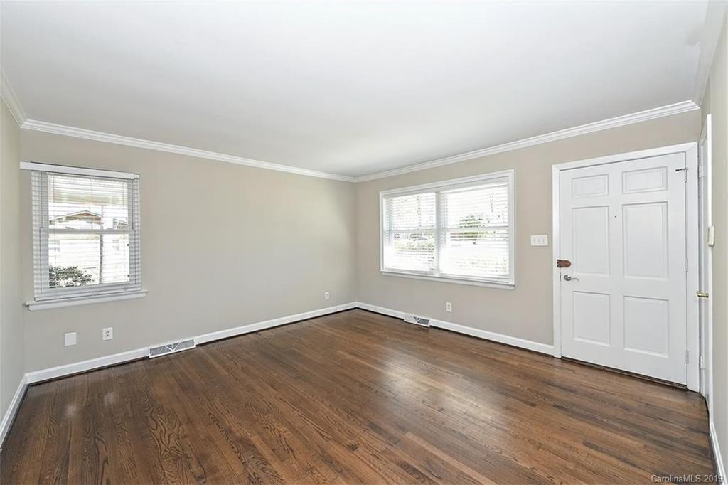 213 Forest Park Road Matthews, NC 28104 - Photo 2 of 25