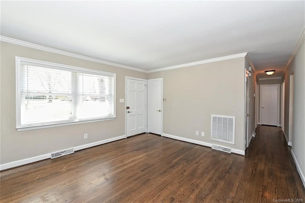 213 Forest Park Road Matthews, NC 28104 - Photo 3 of 25