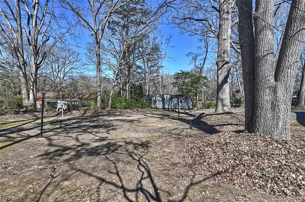 213 Forest Park Road Matthews, NC 28104 - Photo 21 of 25