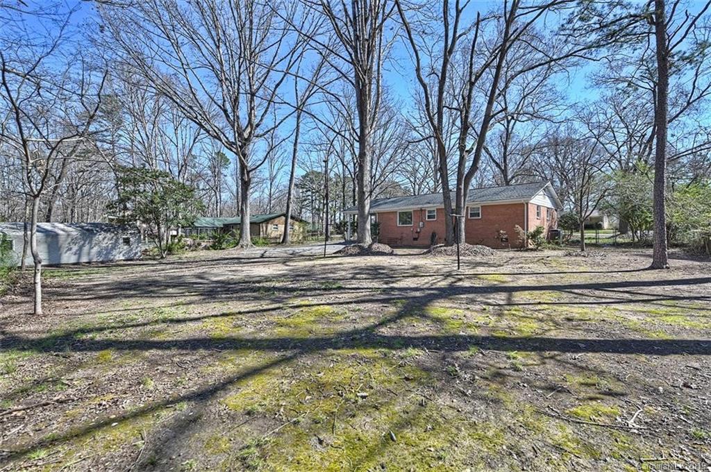 213 Forest Park Road Matthews, NC 28104 - Photo 22 of 25