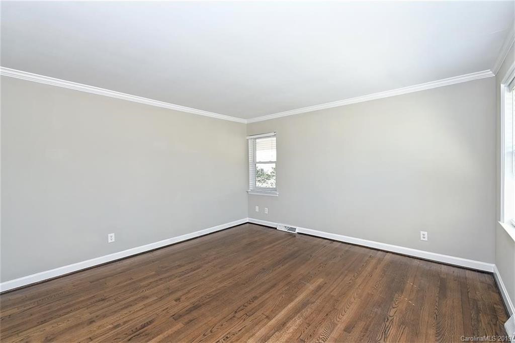 213 Forest Park Road Matthews, NC 28104 - Photo 4 of 25