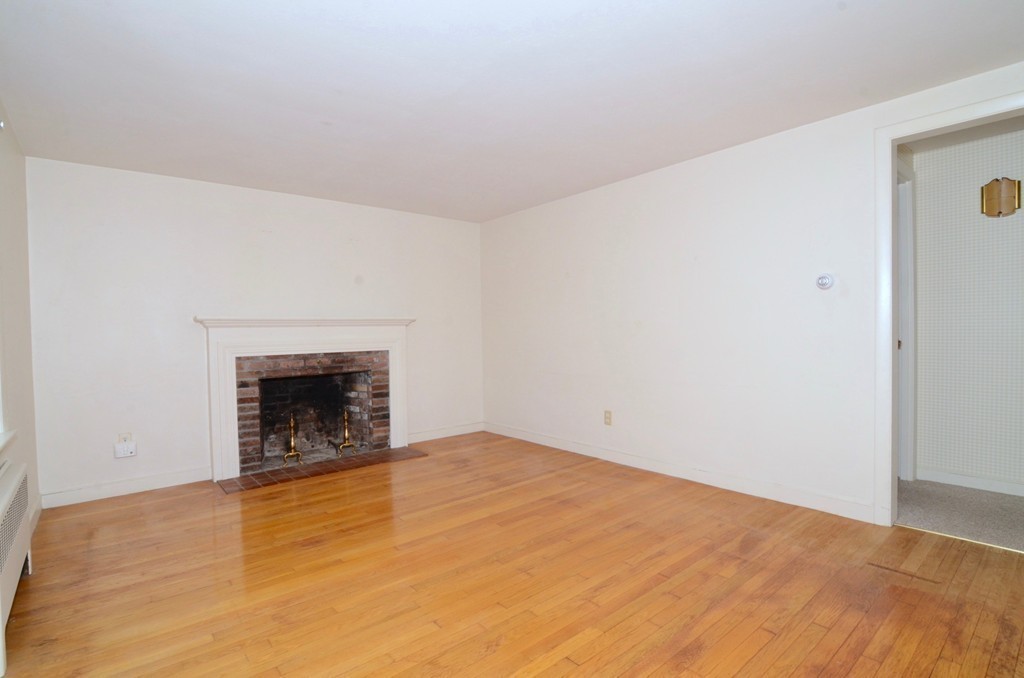 15 Polk Road Hingham, MA 02043 - Photo 11 of 20 Gallery Image 11