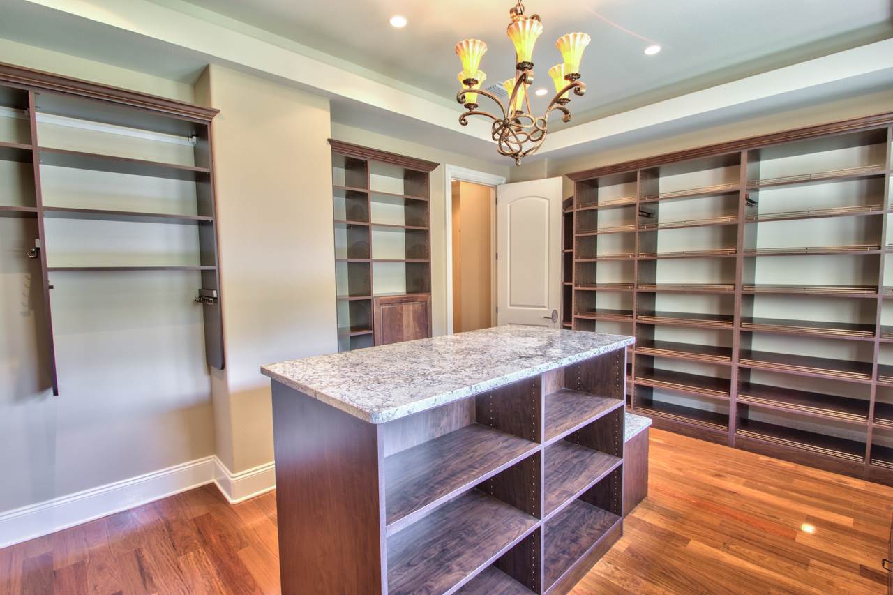 6089 Leigh Read Road Tallahassee, FL 32309 - Photo 5 of 36 Gallery Image 5