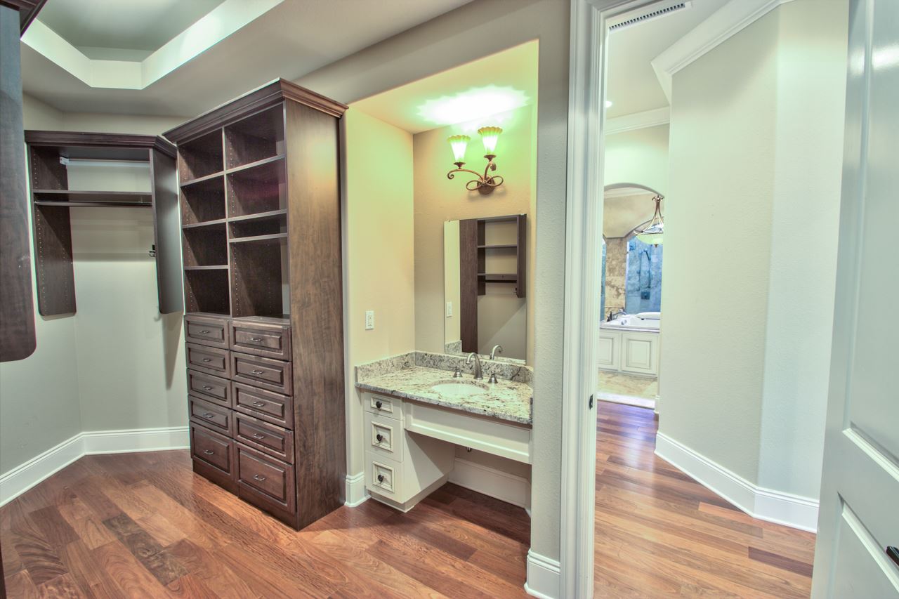 6089 Leigh Read Road Tallahassee, FL 32309 - Photo 7 of 36 Gallery Image 7