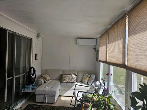 $101,999 | 915 Club Circle, Lakeshore, FL 33854
