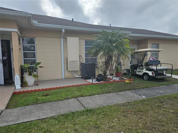$101,999 | 915 Club Circle, Lakeshore, FL 33854