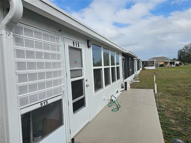 $106,999 | 915 Club Circle, Lakeshore, FL 33854