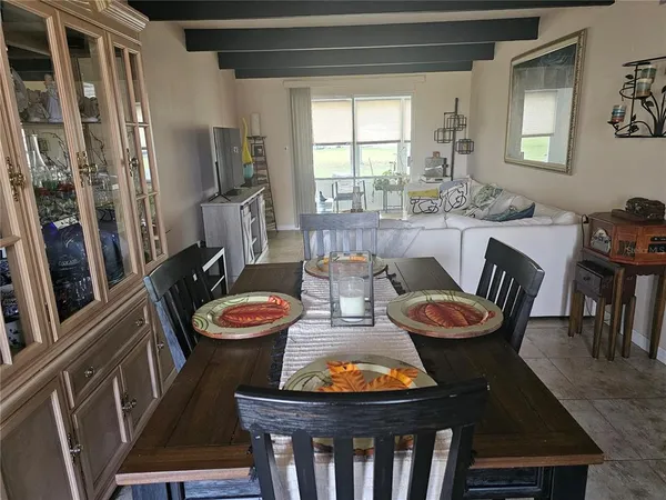 $101,999 | 915 Club Circle, Lakeshore, FL 33854
