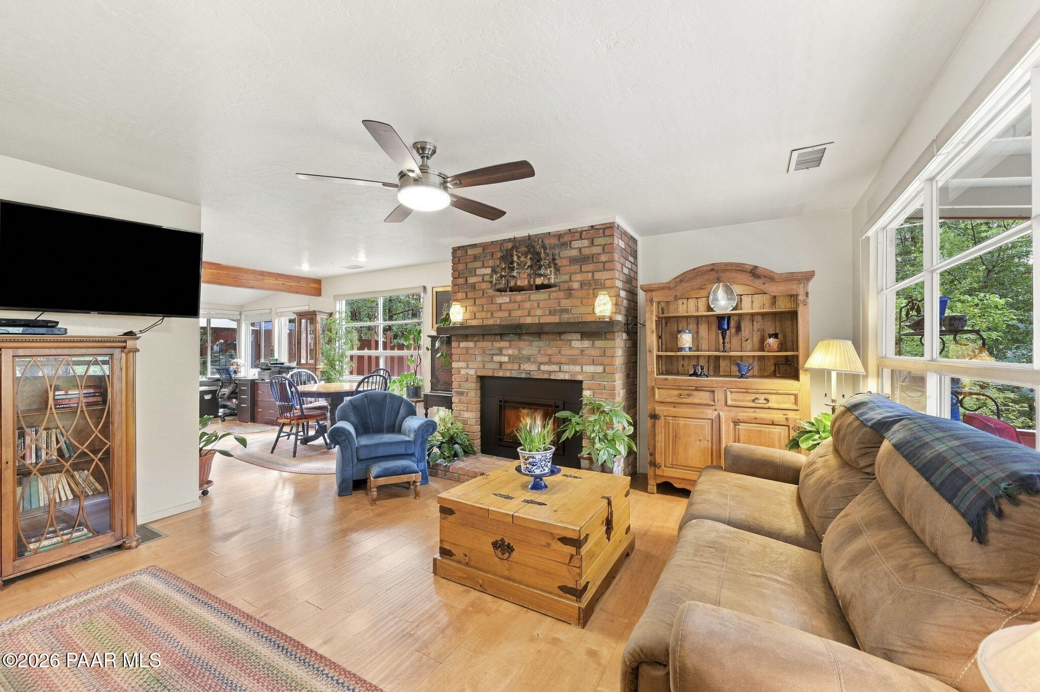 1246 East Stagecoach Road Prescott, AZ 86303 - Photo 8 of 40 8-Living Room 3