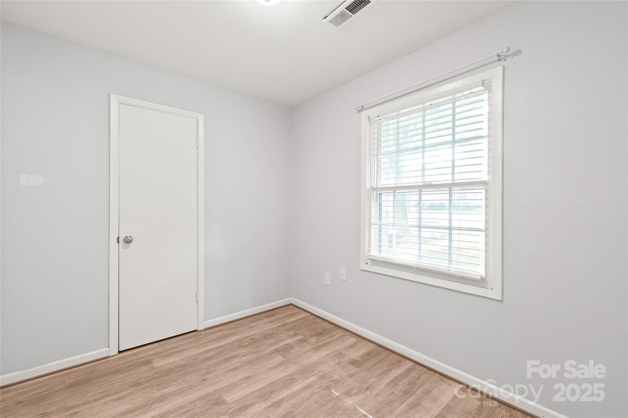 3312 Autumn Ridge Drive Charlotte, NC 28269 - Photo 18 of 32 Gallery Image 18