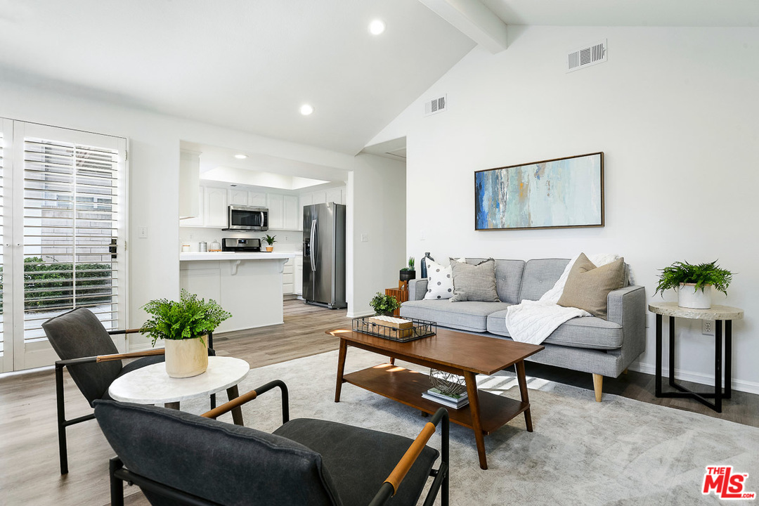 314 Ultimo Avenue Long Beach, CA 90814 - Photo 12 of 23