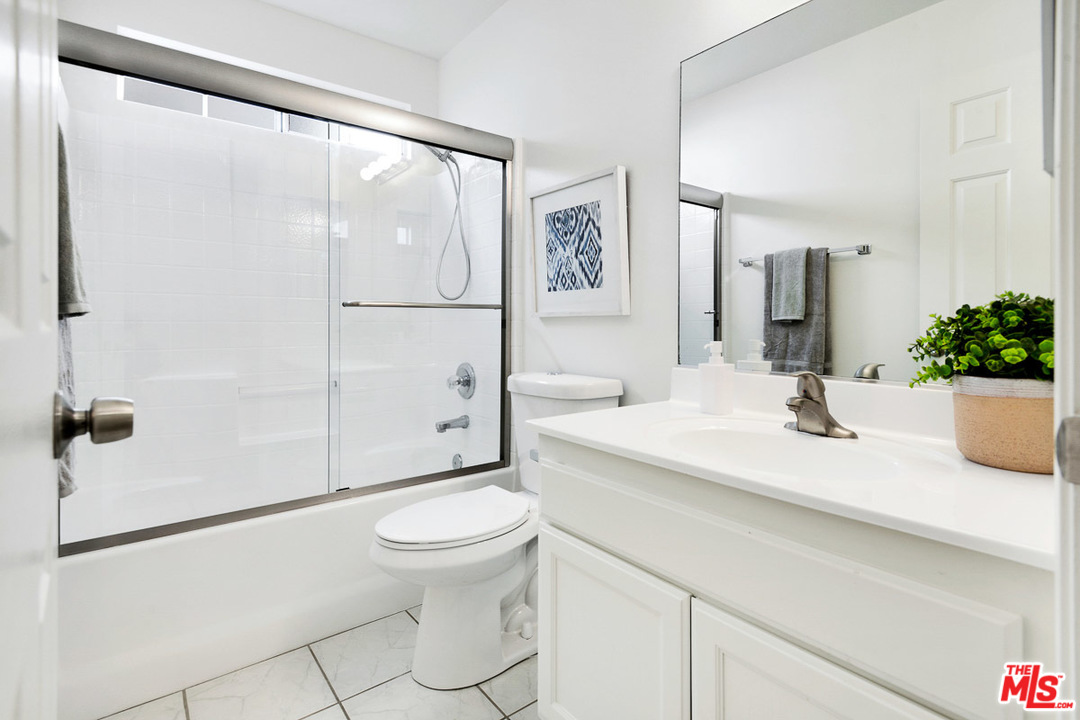 314 Ultimo Avenue Long Beach, CA 90814 - Photo 19 of 23