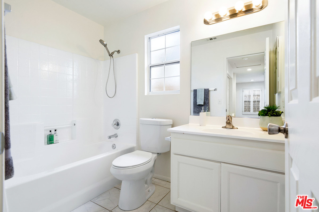 314 Ultimo Avenue Long Beach, CA 90814 - Photo 21 of 23