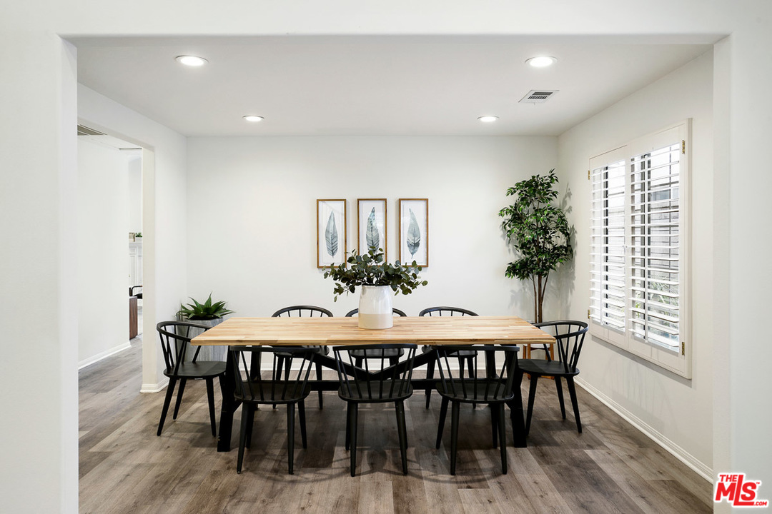 314 Ultimo Avenue Long Beach, CA 90814 - Photo 5 of 23