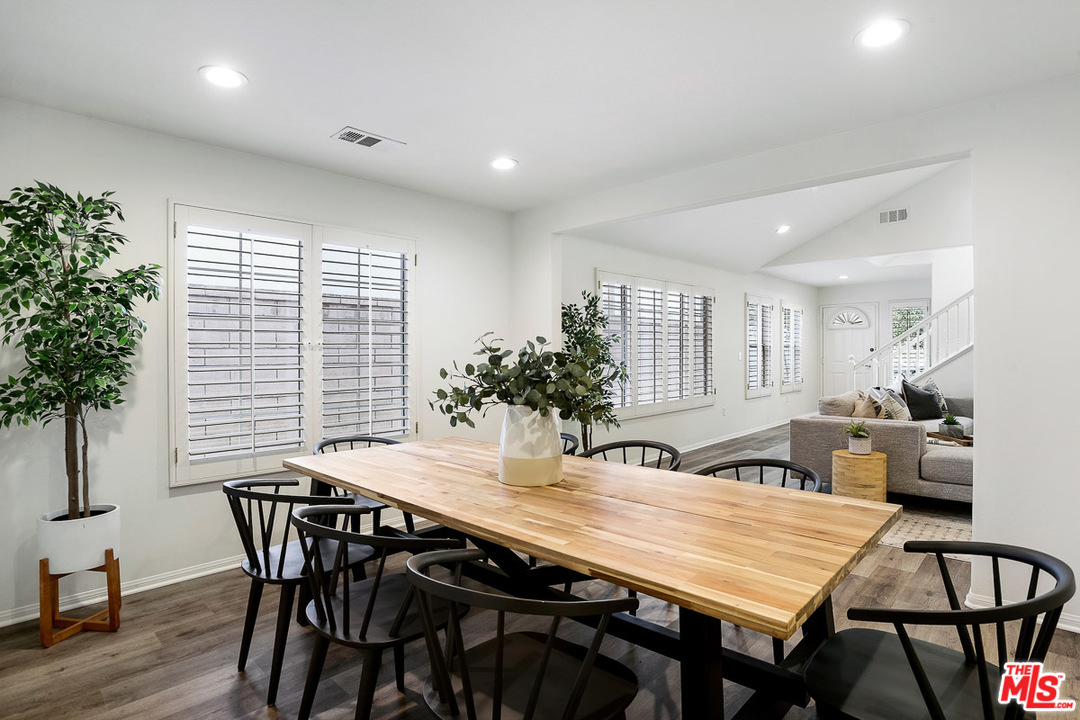 314 Ultimo Avenue Long Beach, CA 90814 - Photo 6 of 23