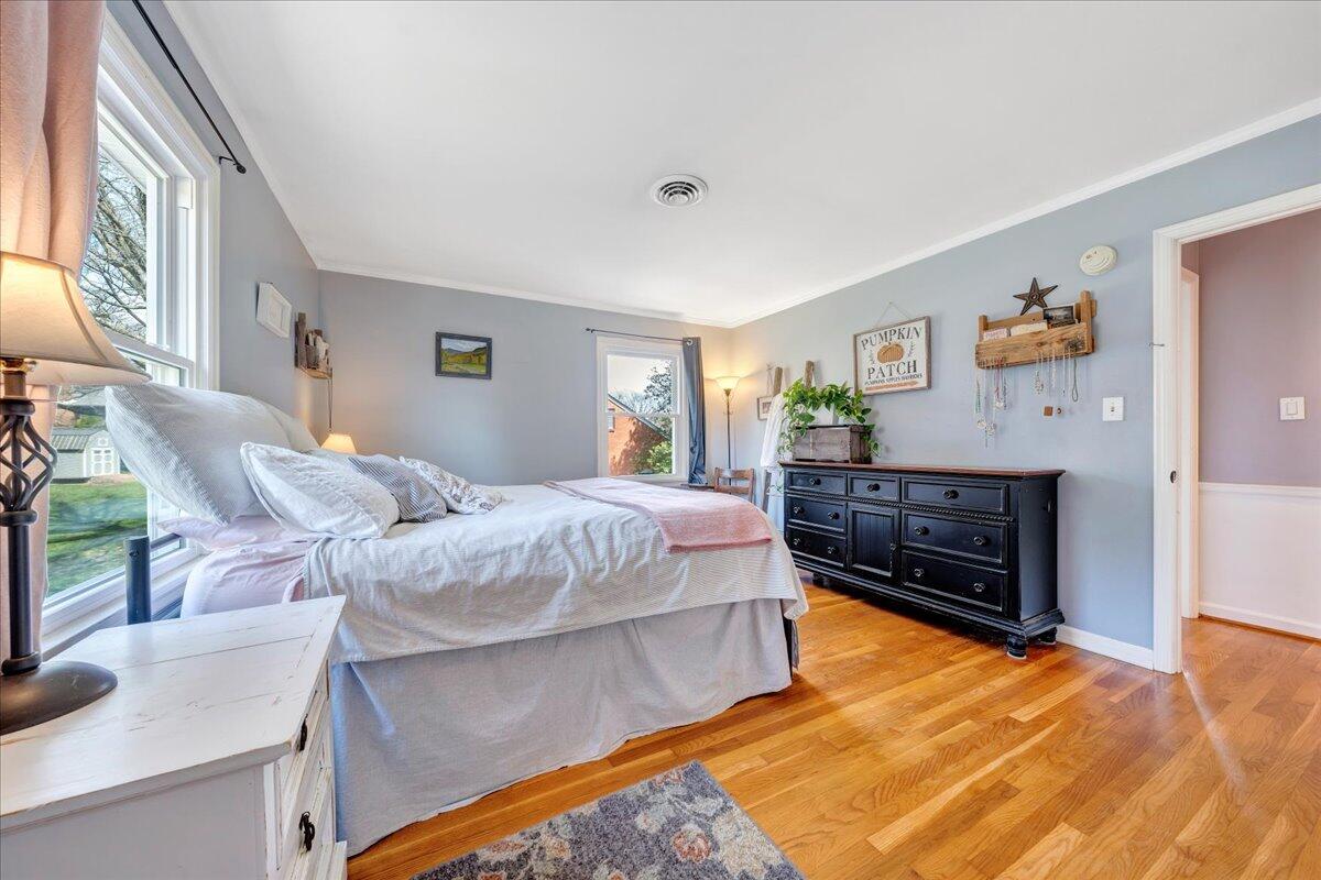 123 Bartley Drive Salem, VA 24153 - Photo 35 of 57 a bed room with a bed and a television