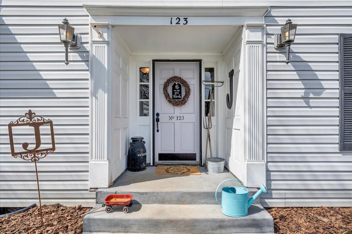 123 Bartley Drive Salem, VA 24153 - Photo 4 of 57 a front view of a house with entryway