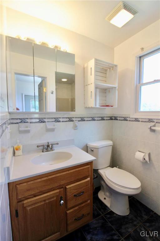 1428 Seidersville Road Bethlehem, PA 18015 - Photo 25 of 45 Gallery Image 25