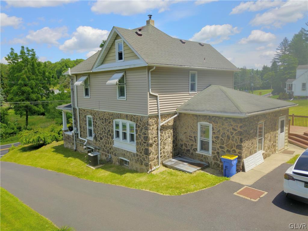 1428 Seidersville Road Bethlehem, PA 18015 - Photo 6 of 45 Gallery Image 6