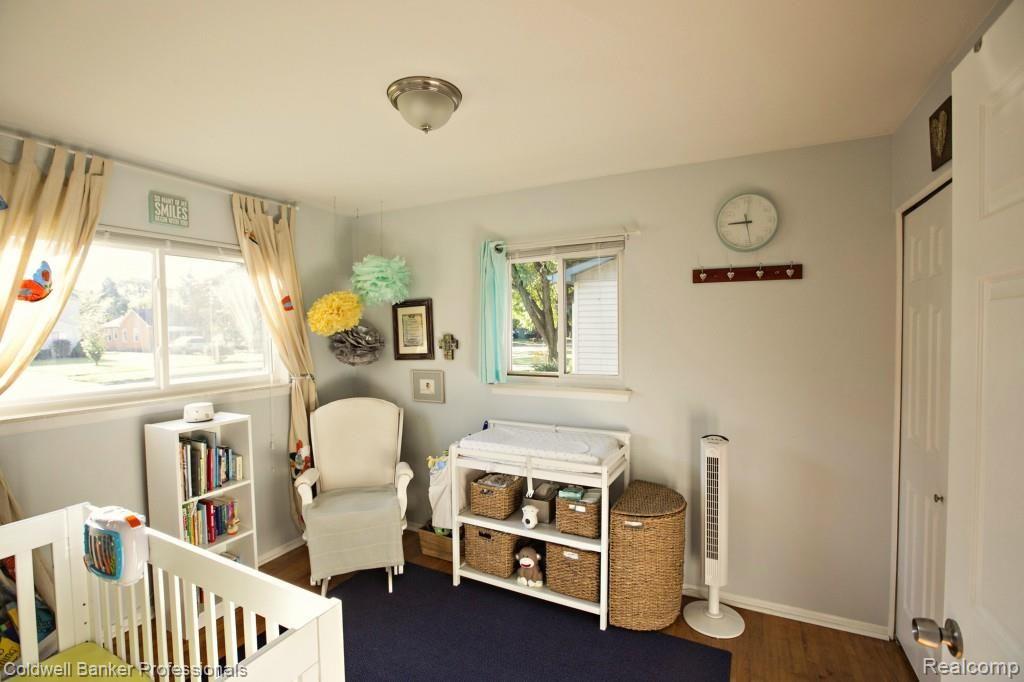 4009 Kent Road Royal Oak, MI 48073 - Photo 24 of 41 Bedroom #2