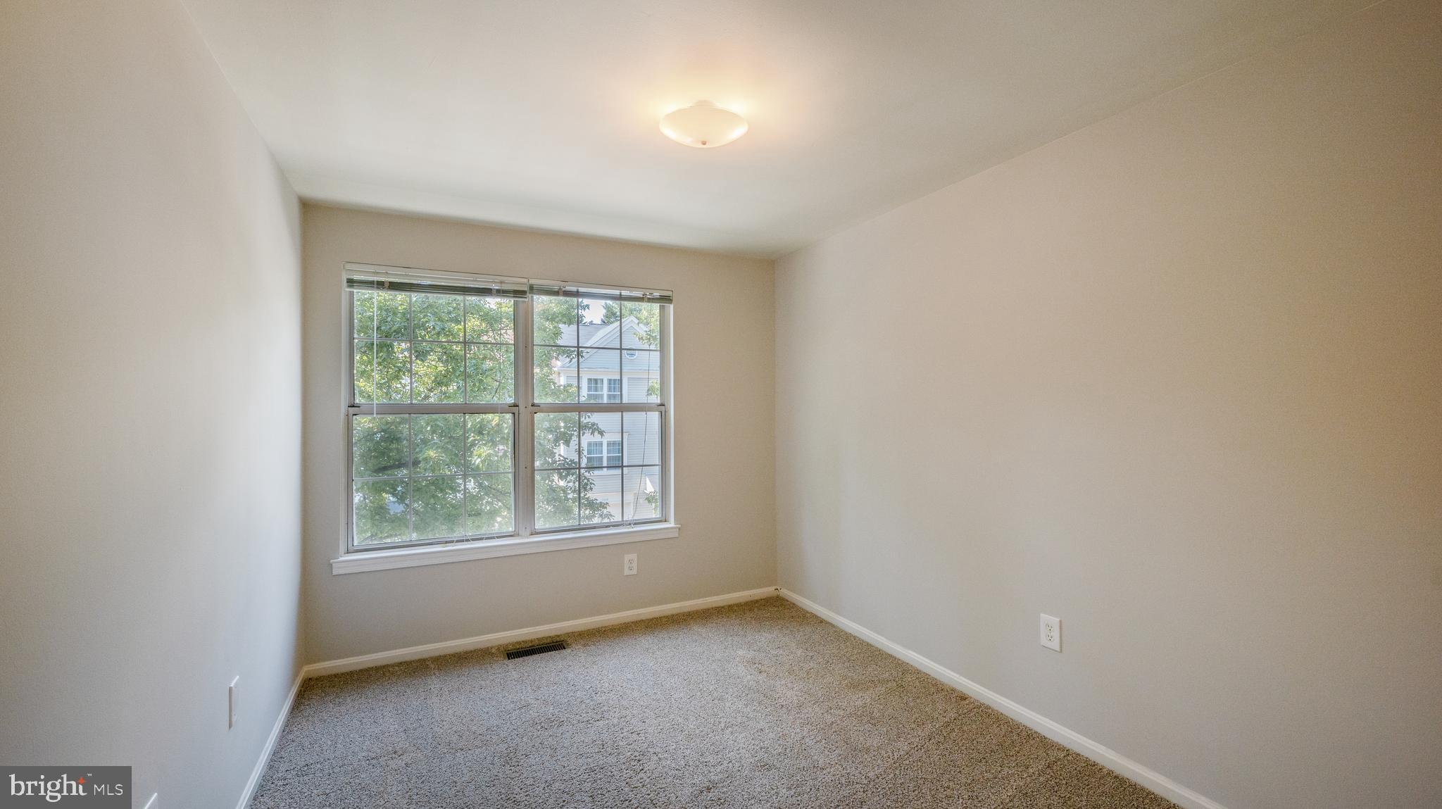 2210 Wimbledon Circle Silver Spring, MD 20906 - Photo 20 of 29 Bedroom
