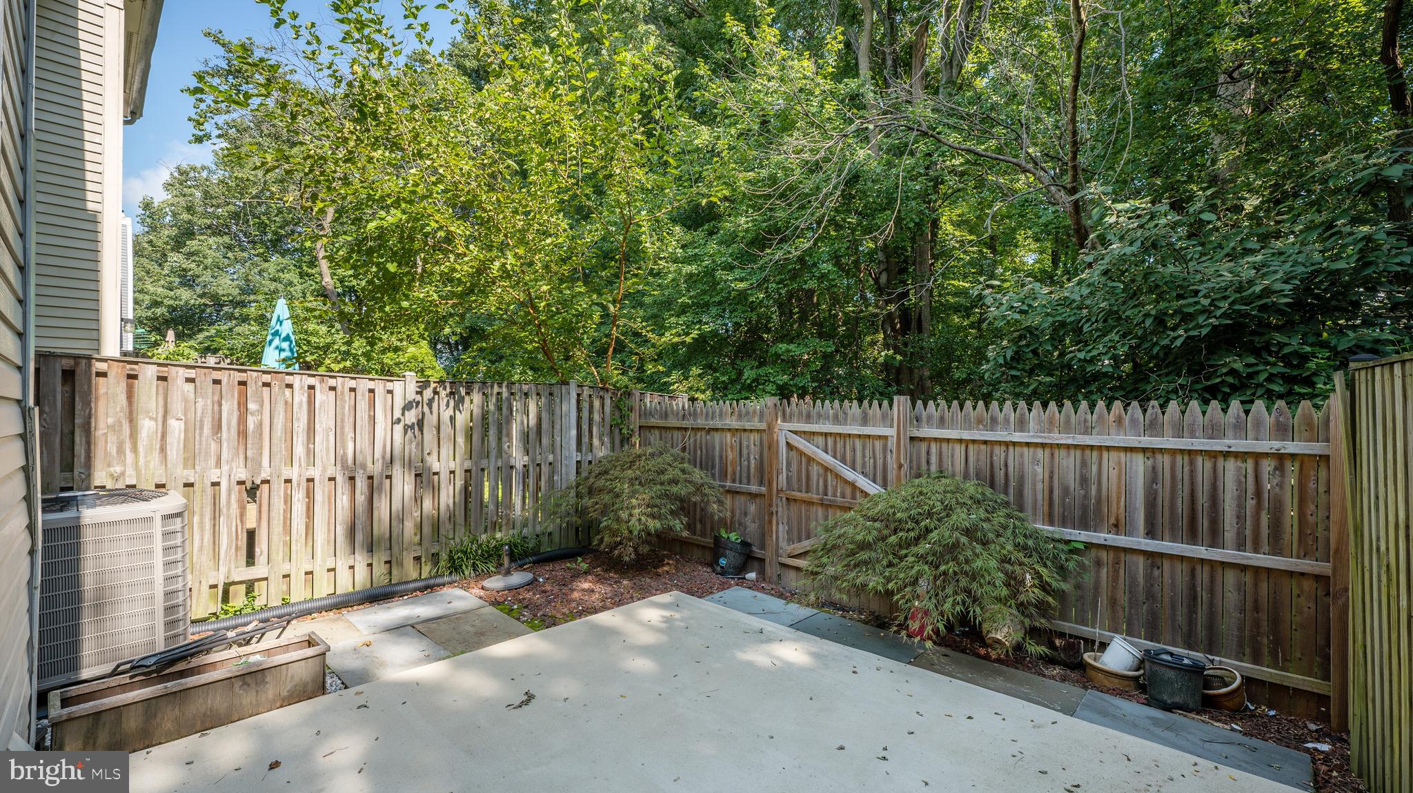 2210 Wimbledon Circle Silver Spring, MD 20906 - Photo 27 of 29 Backyard Patio