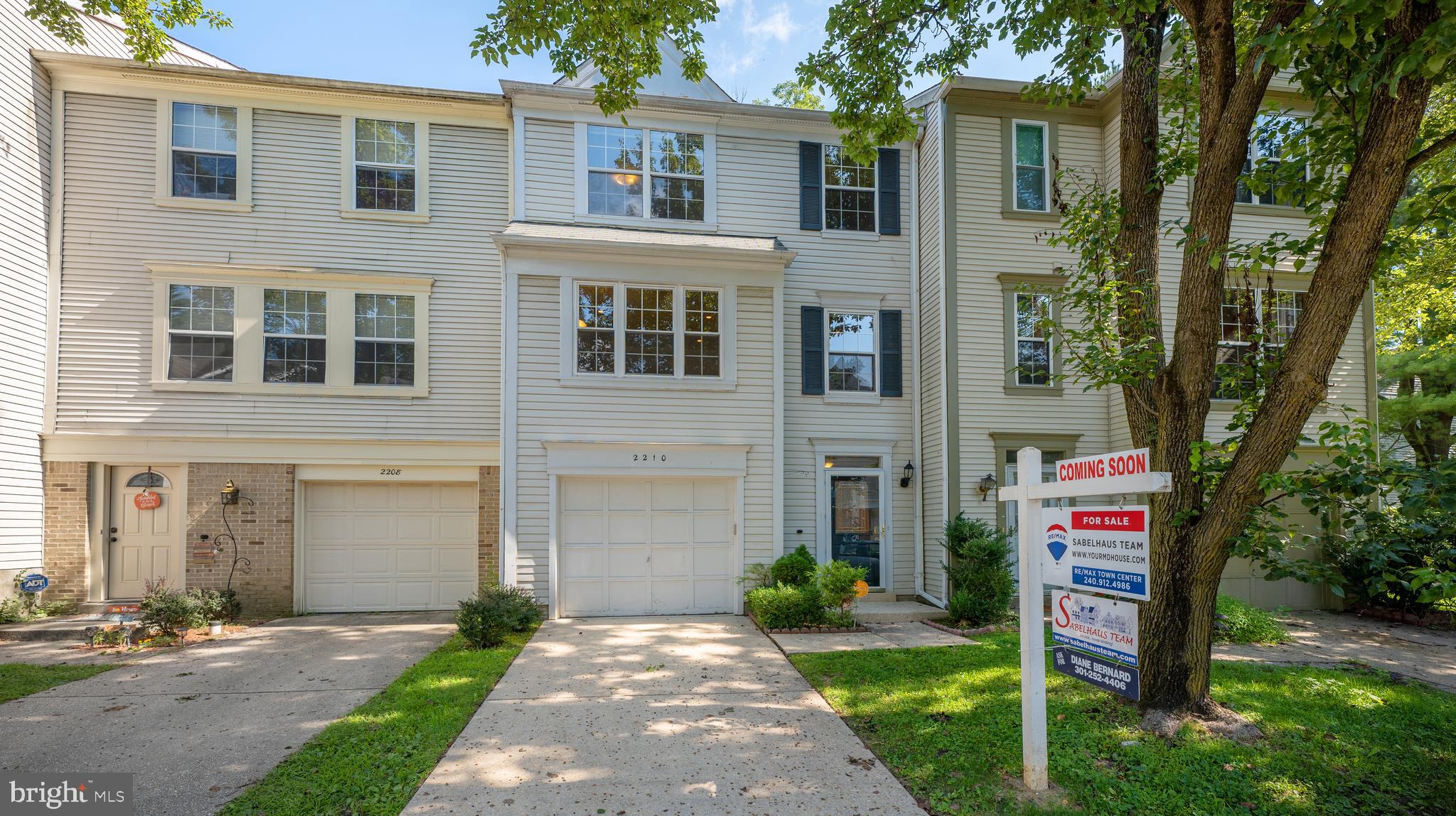 2210 Wimbledon Circle Silver Spring, MD 20906 - Photo 29 of 29 Front of home