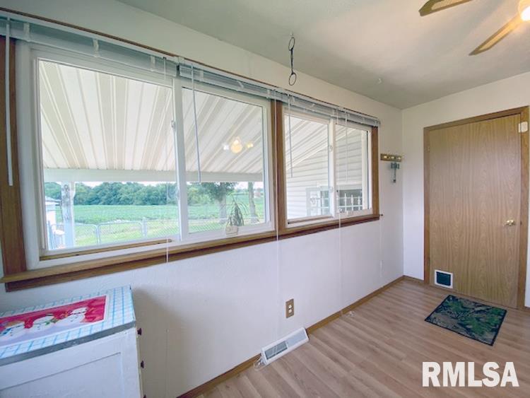 26067 East Breeds Road Canton, IL 61520 - Photo 16 of 32 Gallery Image 16