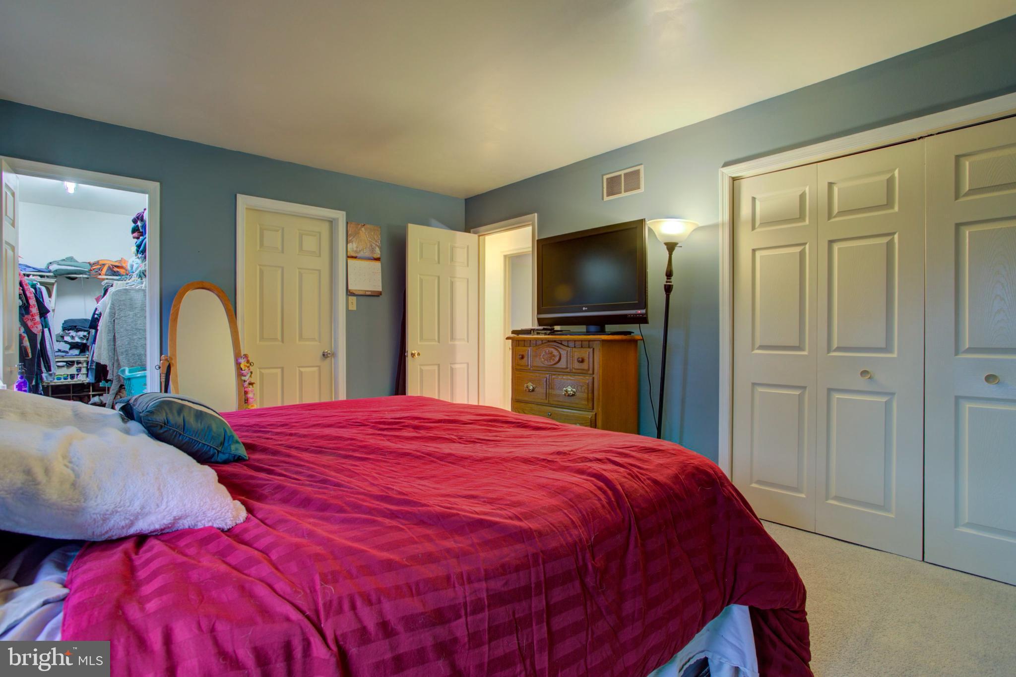 238 Cardinal Road Lititz, PA 17543 - Photo 13 of 24