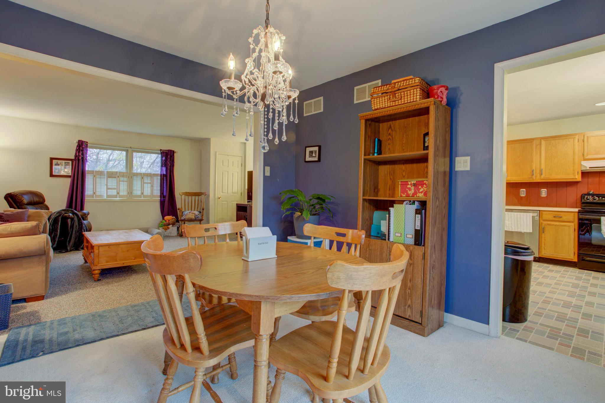 238 Cardinal Road Lititz, PA 17543 - Photo 9 of 24