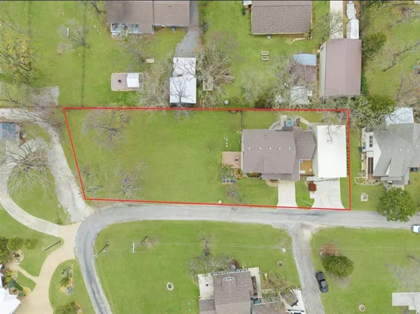 $949,000 | 120 Coffee Circle, Pottsboro, TX 75076