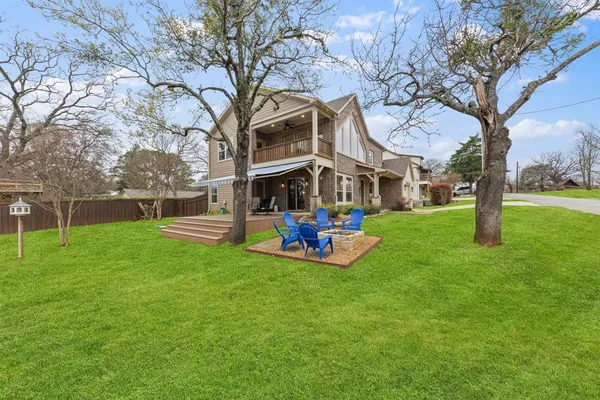 $949,000 | 120 Coffee Circle, Pottsboro, TX 75076