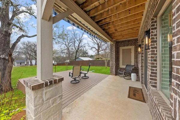 $949,000 | 120 Coffee Circle, Pottsboro, TX 75076