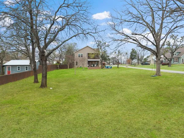 $949,000 | 120 Coffee Circle, Pottsboro, TX 75076