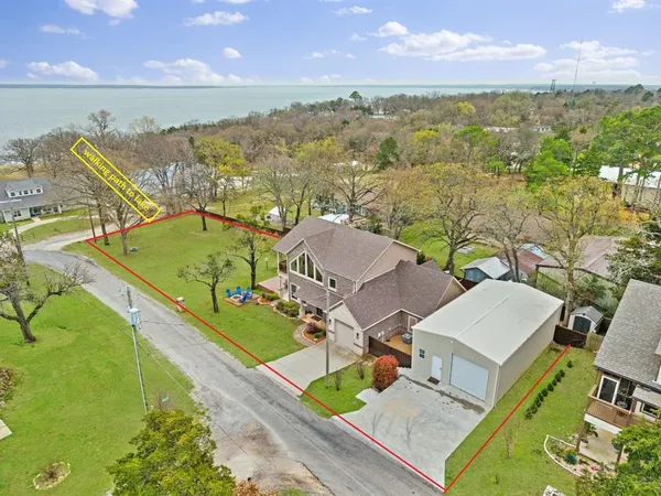 $949,000 | 120 Coffee Circle, Pottsboro, TX 75076