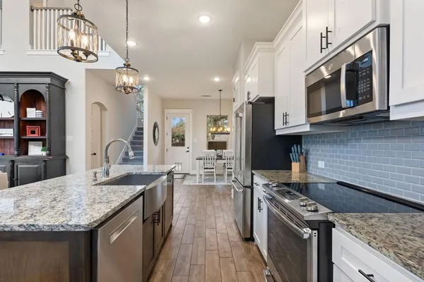 $949,000 | 120 Coffee Circle, Pottsboro, TX 75076