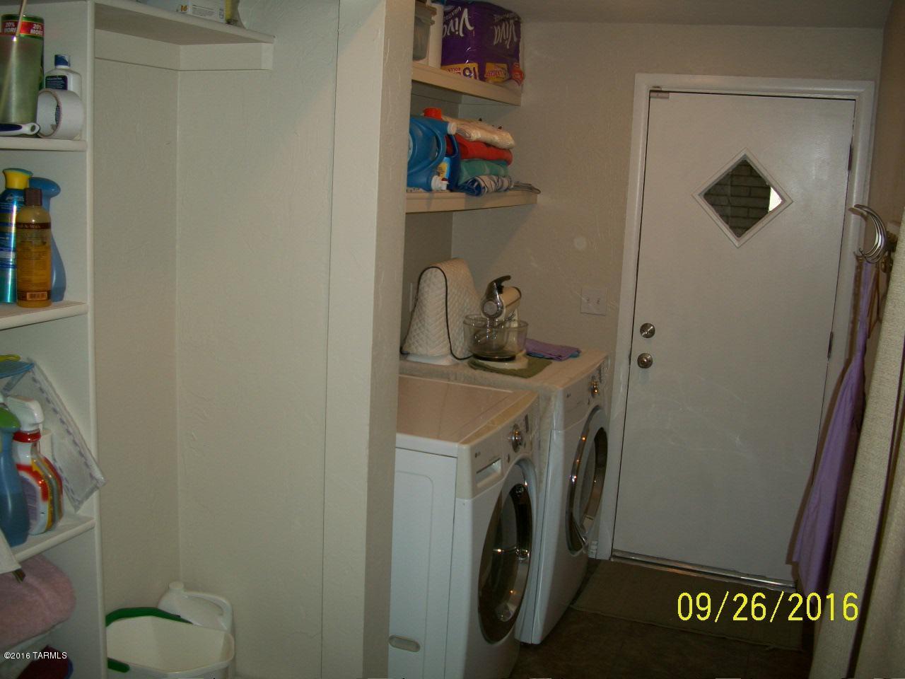 9364 East Stella Road Tucson, AZ 85730 - Photo 5 of 19 Gallery Image 5
