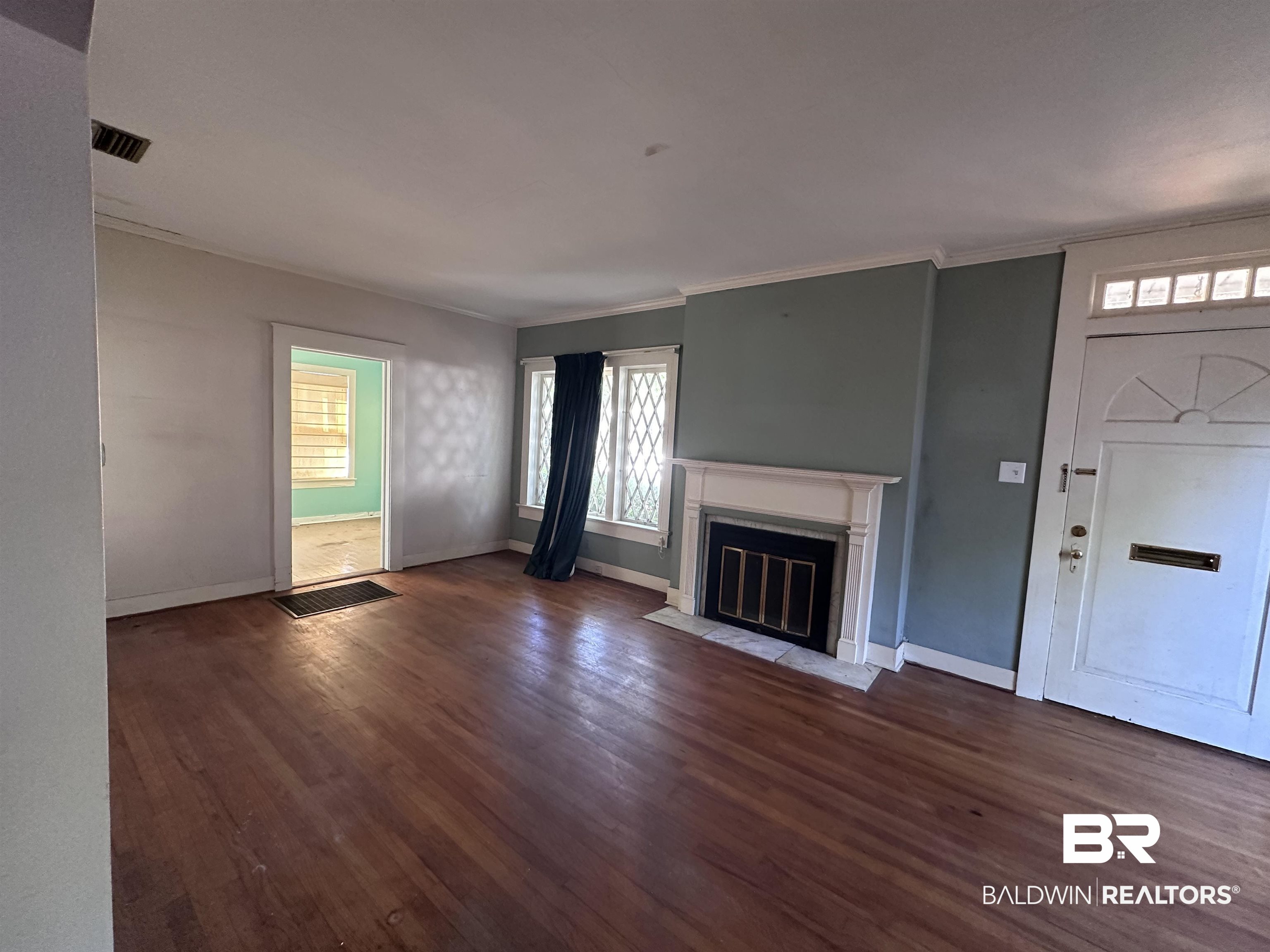 110 Florence Place Mobile, AL 36607 - Photo 3 of 11