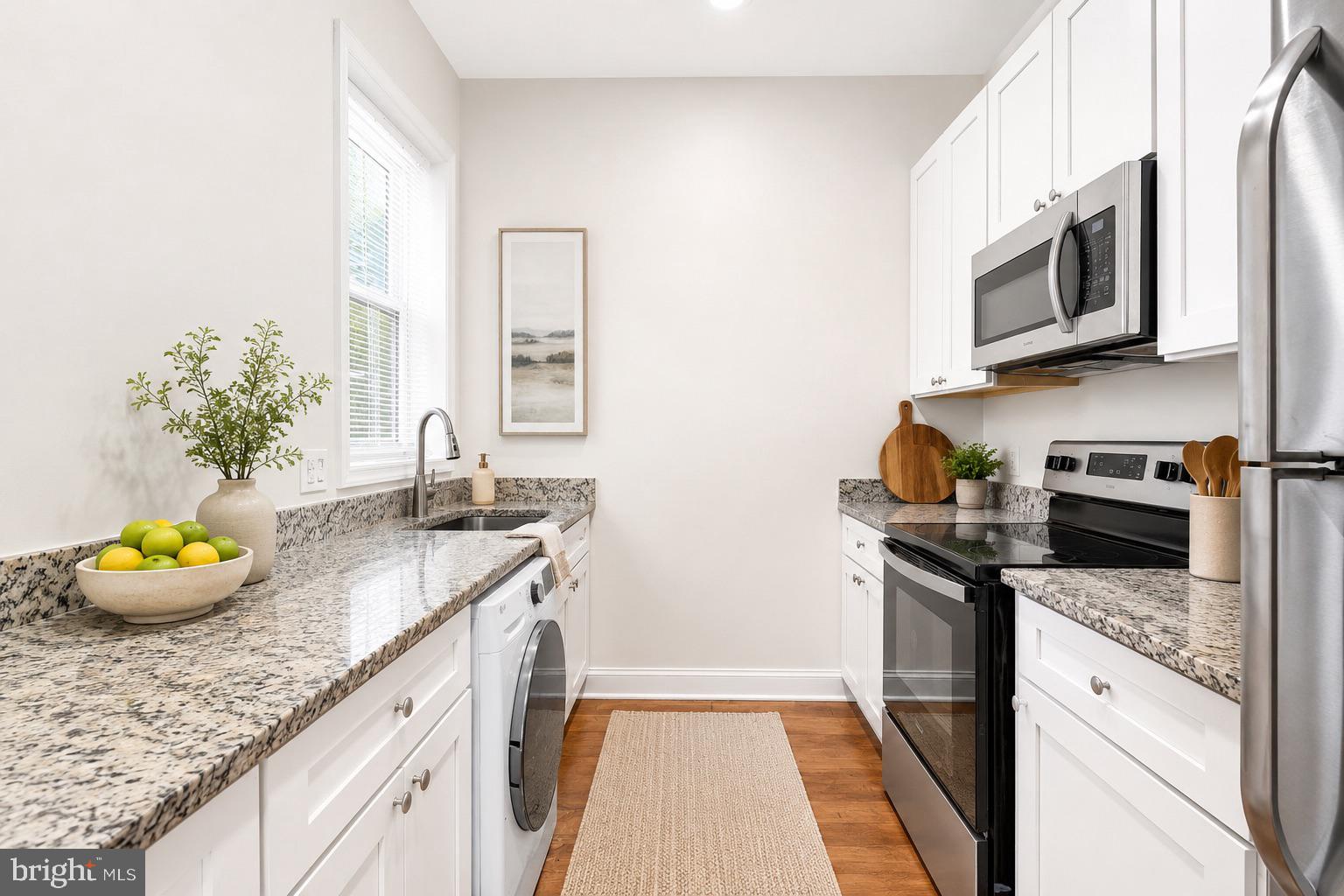 113 15th Street Southeast Washington, DC 20003 - Photo 3 of 24 Unit #2 - Kitchen